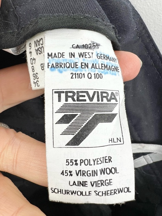 Vtg 80s W German navy wool blend wide leg cropped pleated old money culottes 4 - Picture 16 of 17